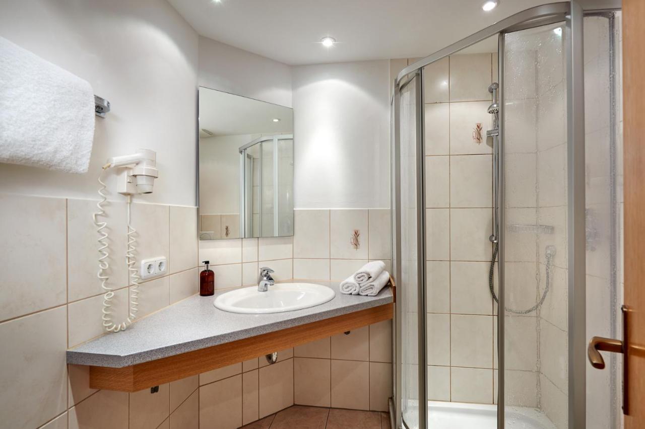 Gaestehaus Strasser Riezlern Ngoại thất bức ảnh