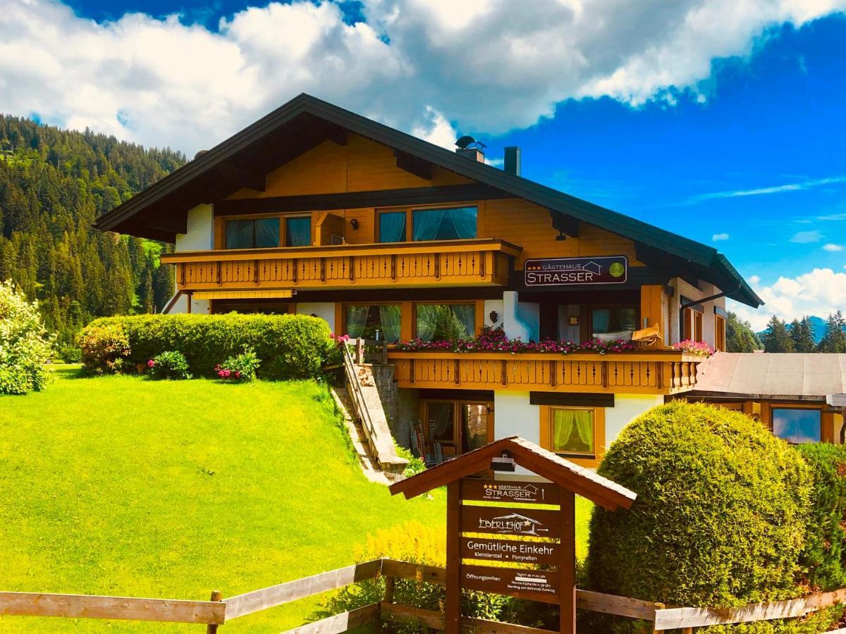 Gaestehaus Strasser Riezlern Ngoại thất bức ảnh