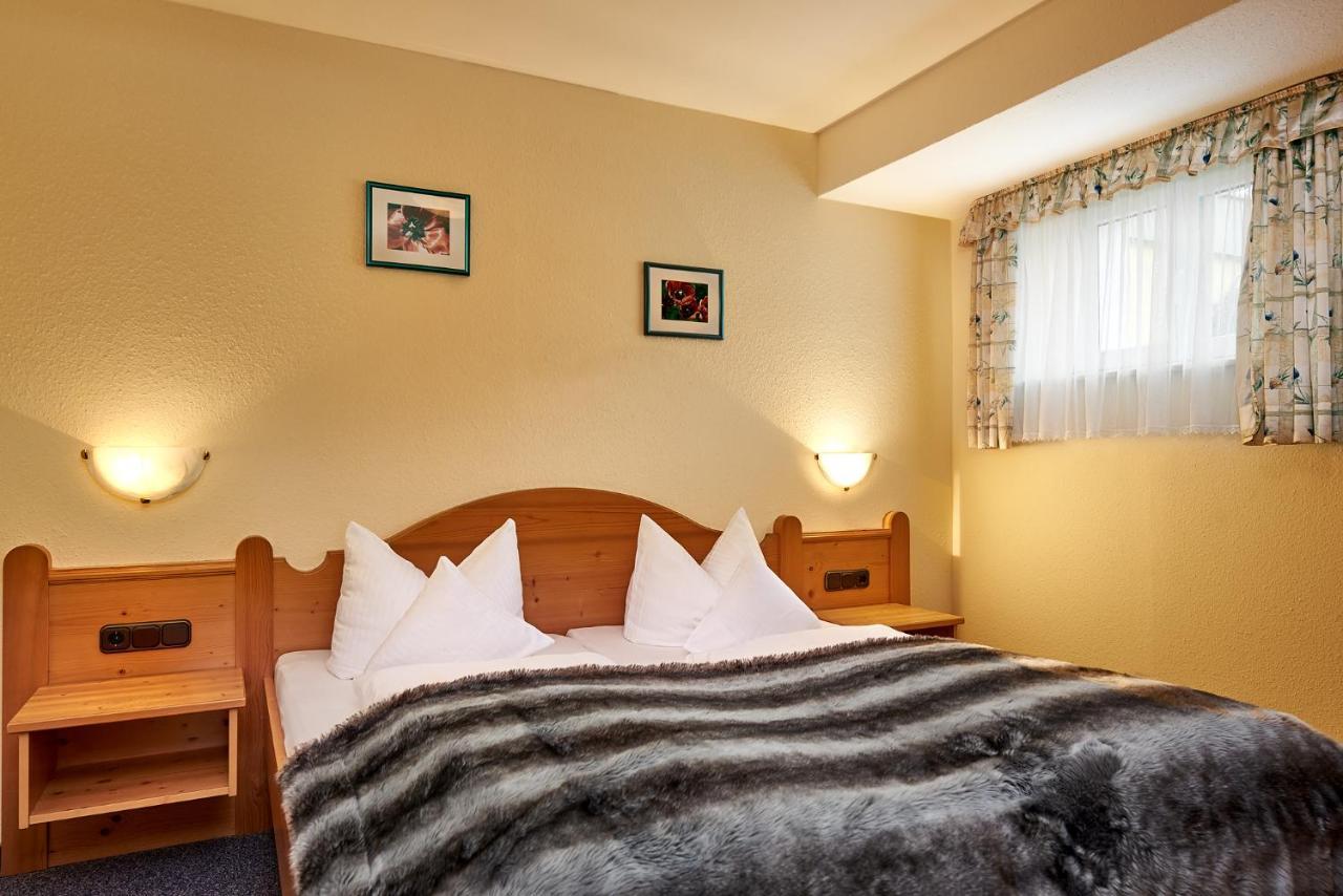 Gaestehaus Strasser Riezlern Ngoại thất bức ảnh